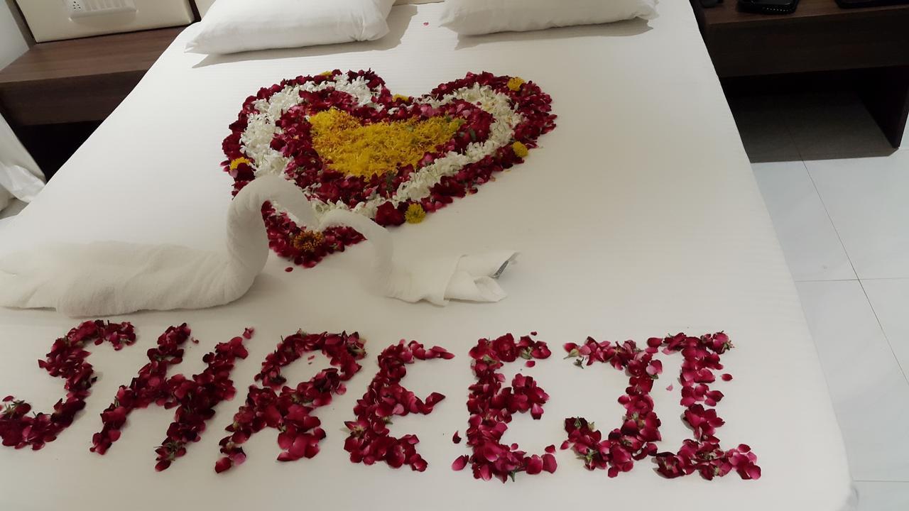 Shree Jee Intenational Hotell Nāthdwāra Eksteriør bilde