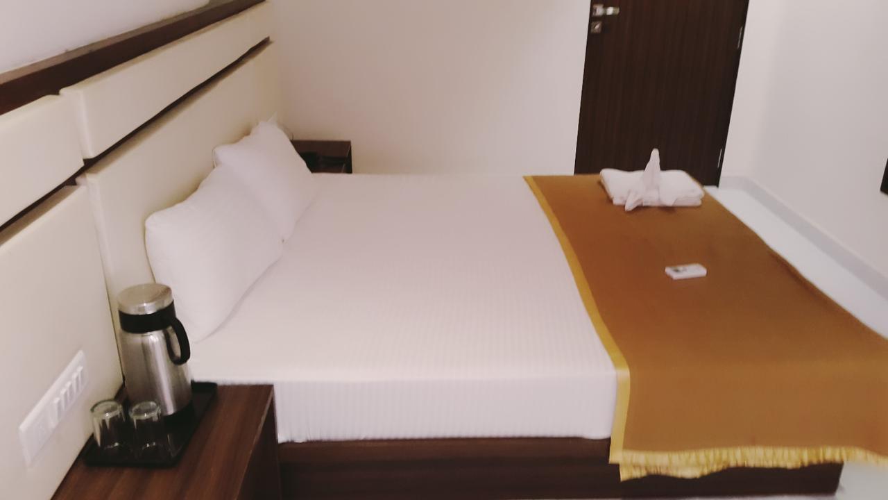Shree Jee Intenational Hotell Nāthdwāra Eksteriør bilde